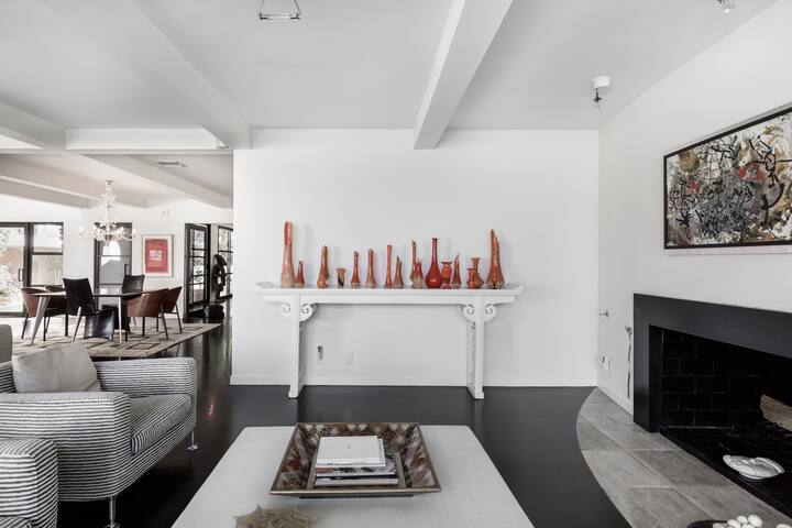 L.A. Villa gallery image 5