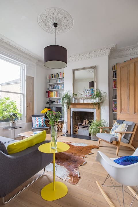 Top Airbnb: Architect’s home & garden by London Fields Dalston in Hackney