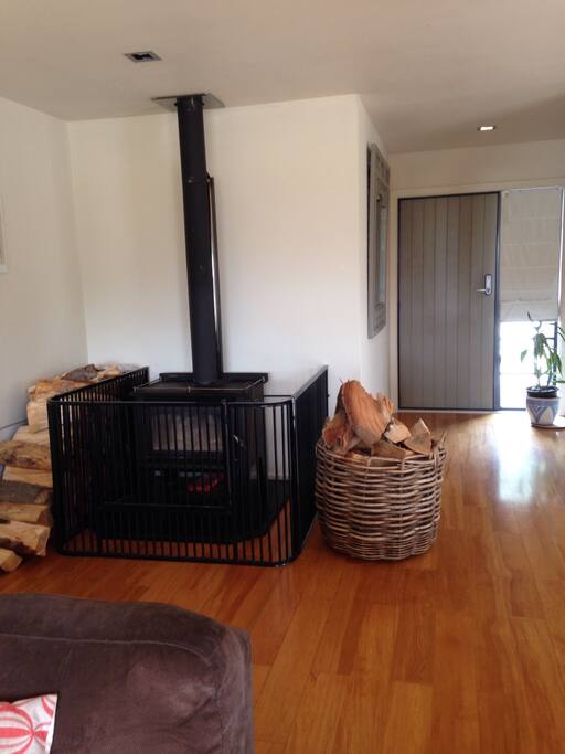 Log burner