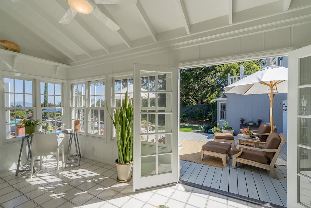 Indoor/Outdoor Living