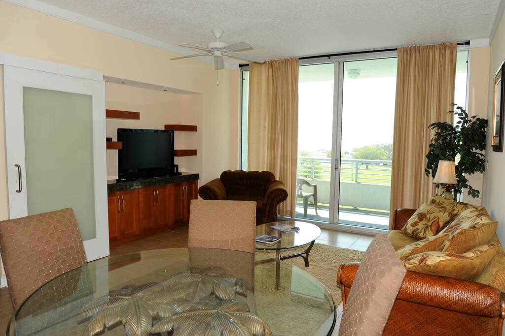Ocean Club 301-Dining Room