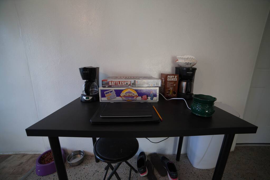 and this is the 1st coffee/tea area