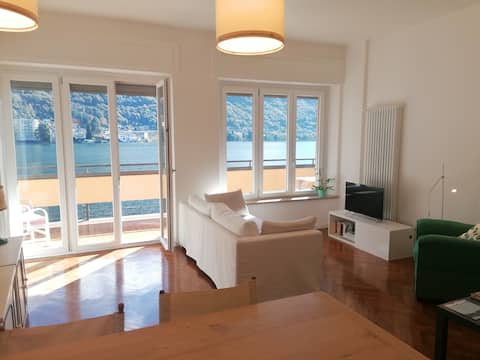 Annuncio Airbnb popolare: Lakefront 15 a Omegna