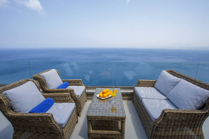 Amfitriti Luxury Villa – The Heart of Crete❤️ gallery image 5