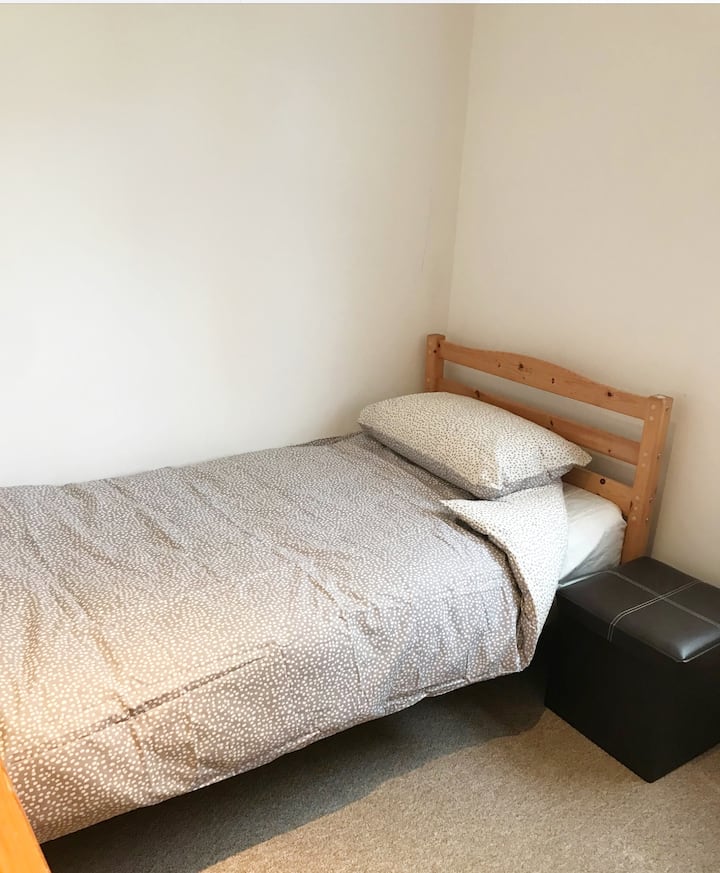 Croydon Holiday Rentals & Homes England, United Kingdom Airbnb