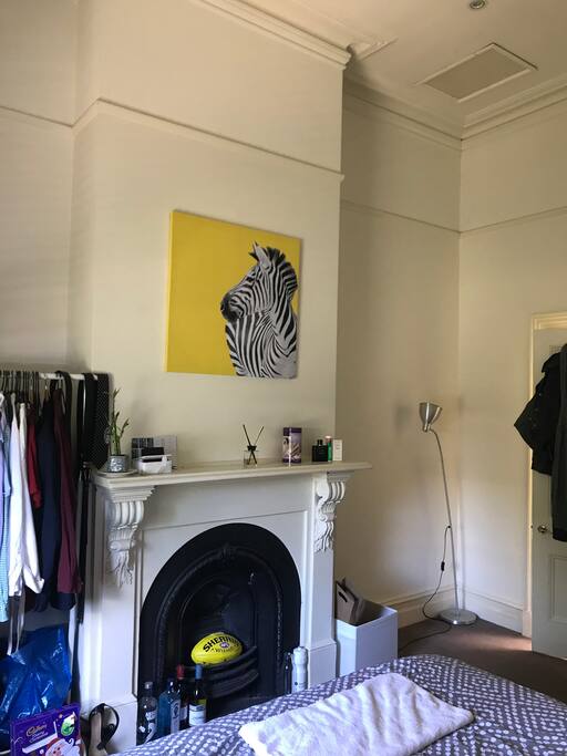 Bedroom (fireplace)