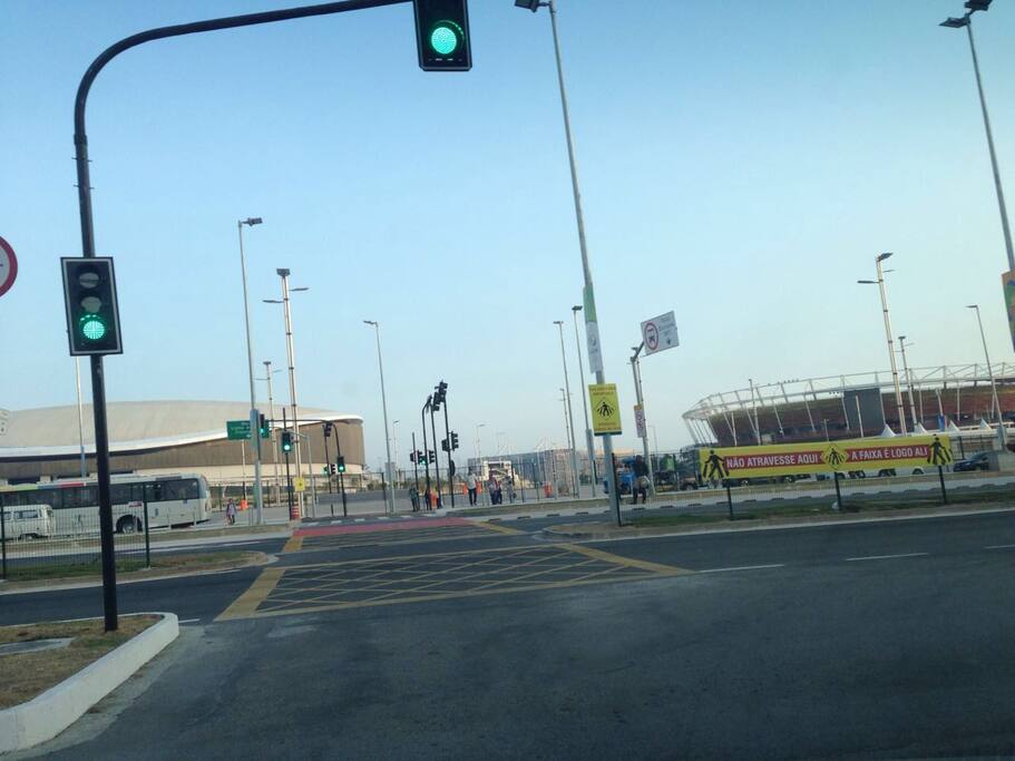Rua Aberlado Bueno Centro Olimpico da Barra da Tiijuca fica 5 minutos do meu apartamento.