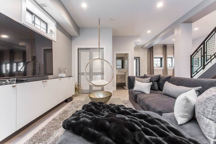 Rock and Roll Paradise gallery image 4