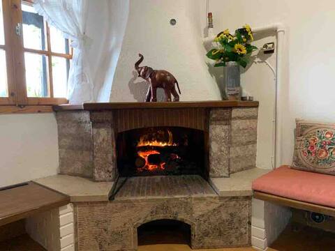 Top Airbnb: Seafront villa with garden, BBQ and private access in Δήμος Κατερίνης