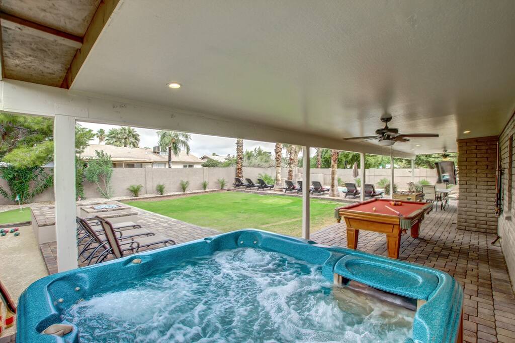 Full Size Hot Tub.