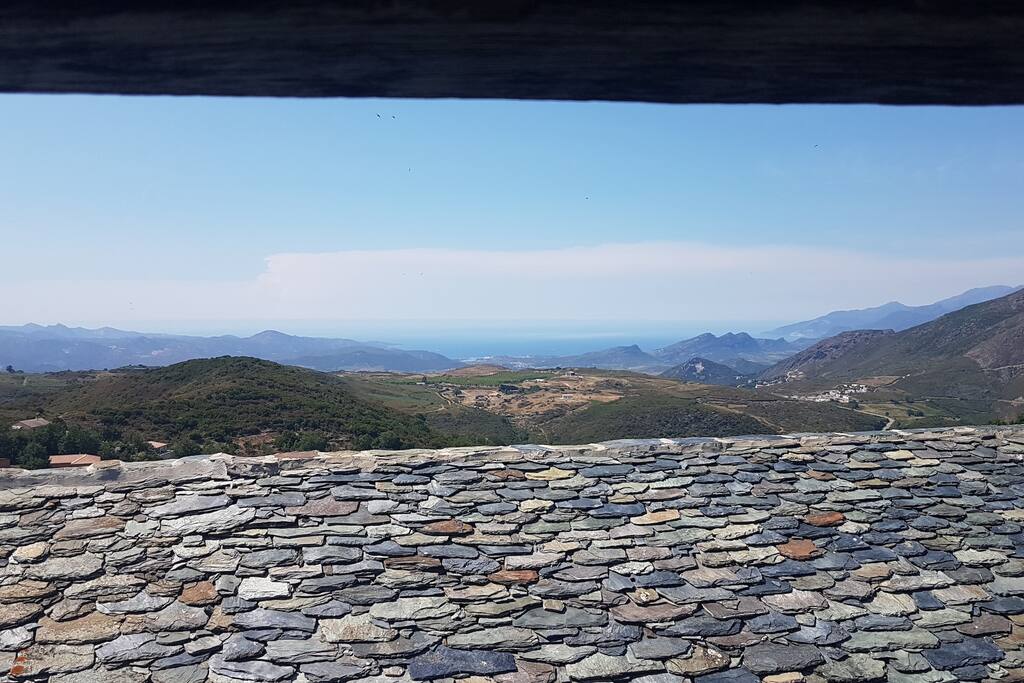 Vue depuis la chambre sur Saint Florent