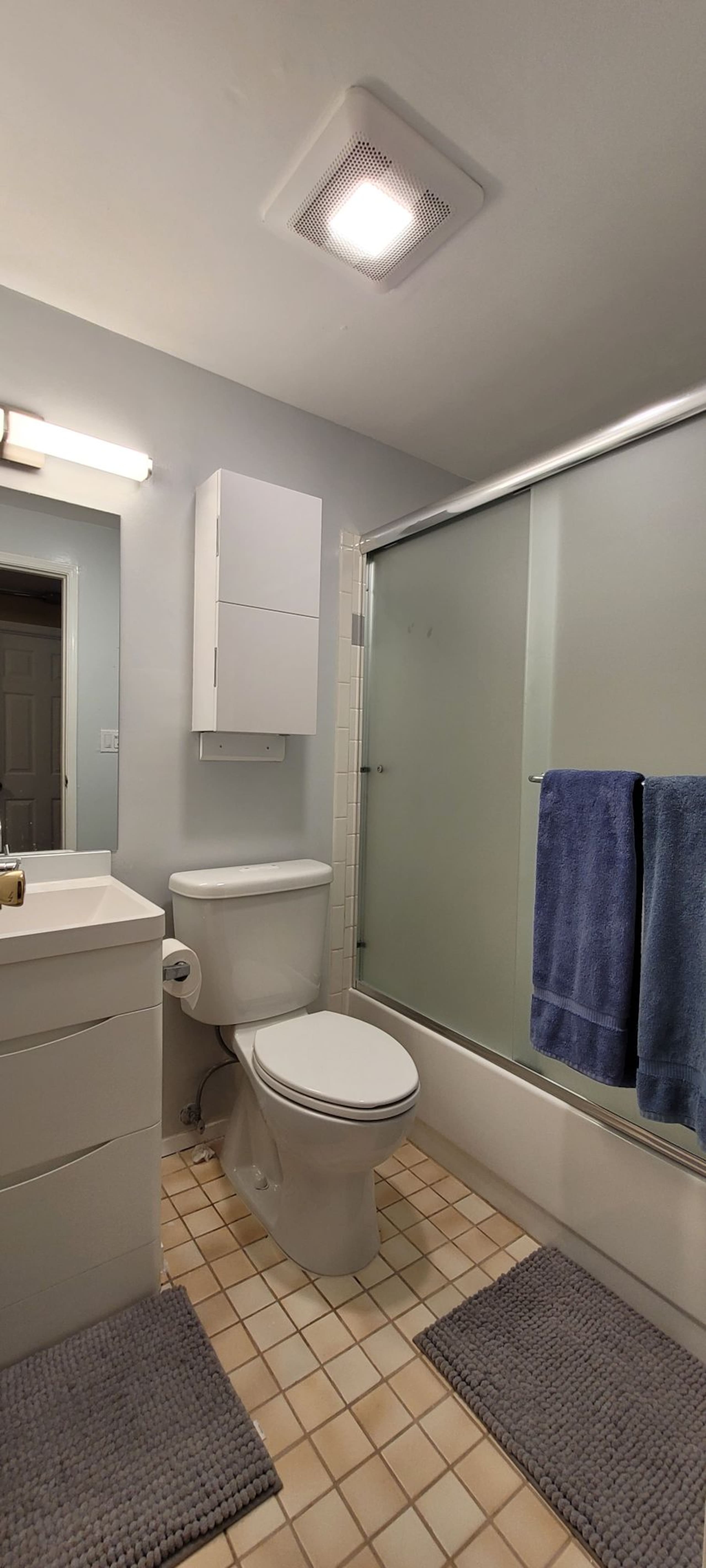Home in San Francisco · ★4.9 · 3 bedrooms · 4 beds · 2 baths - Image 8