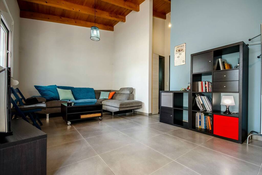 New luxury apartment in Heraklion, Crete. Διαμερίσματα προς ενοικίαση