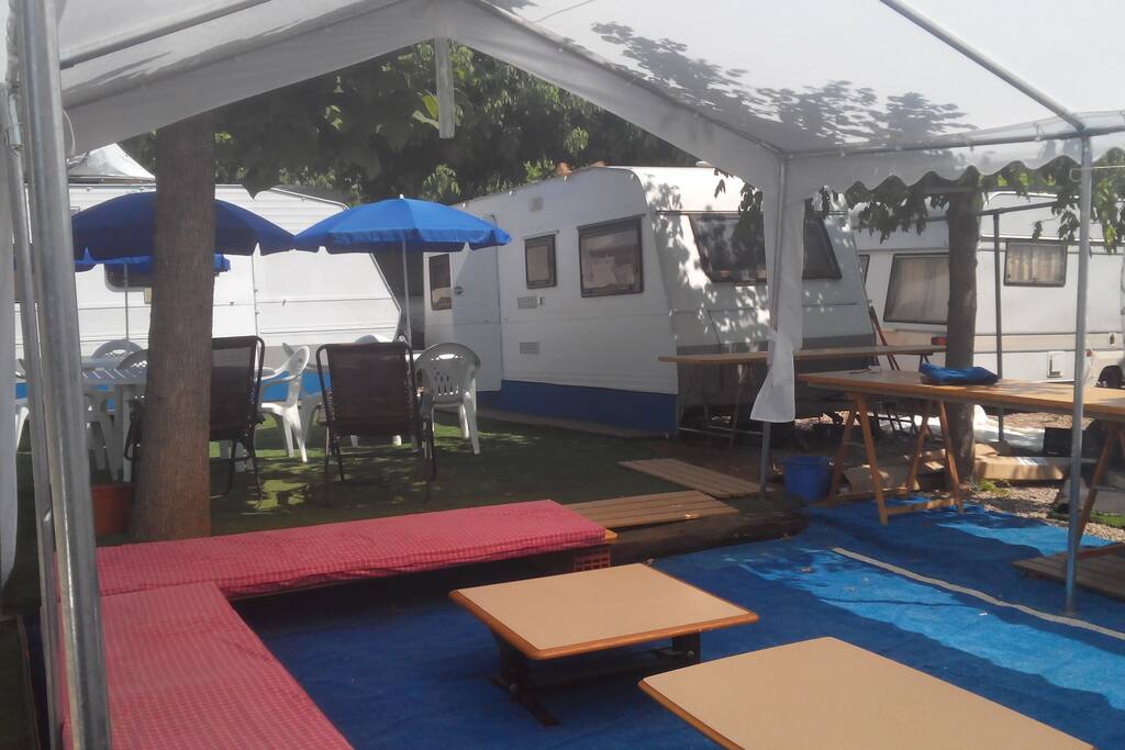 terraza para el descanso del senderista