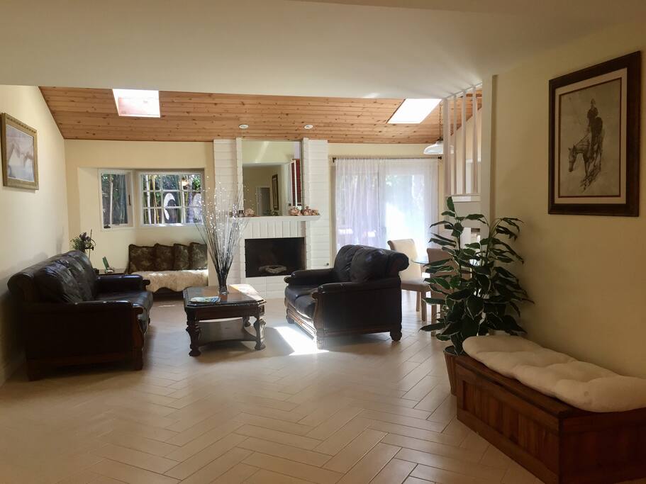Light and airy Living room with high ceilings