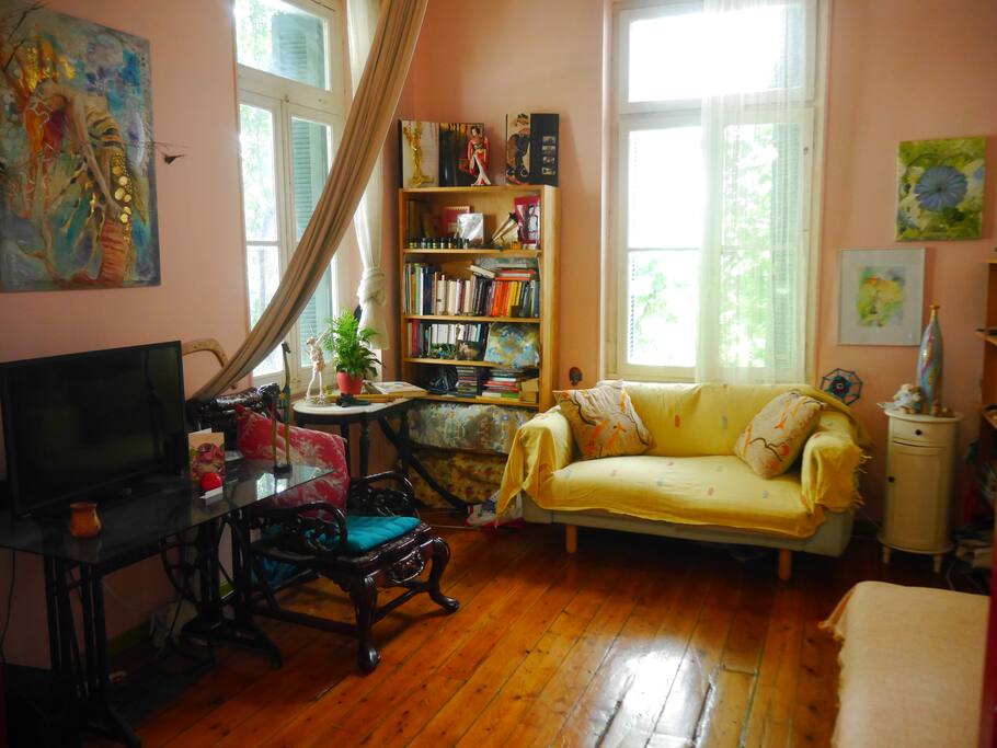 TV Living Room