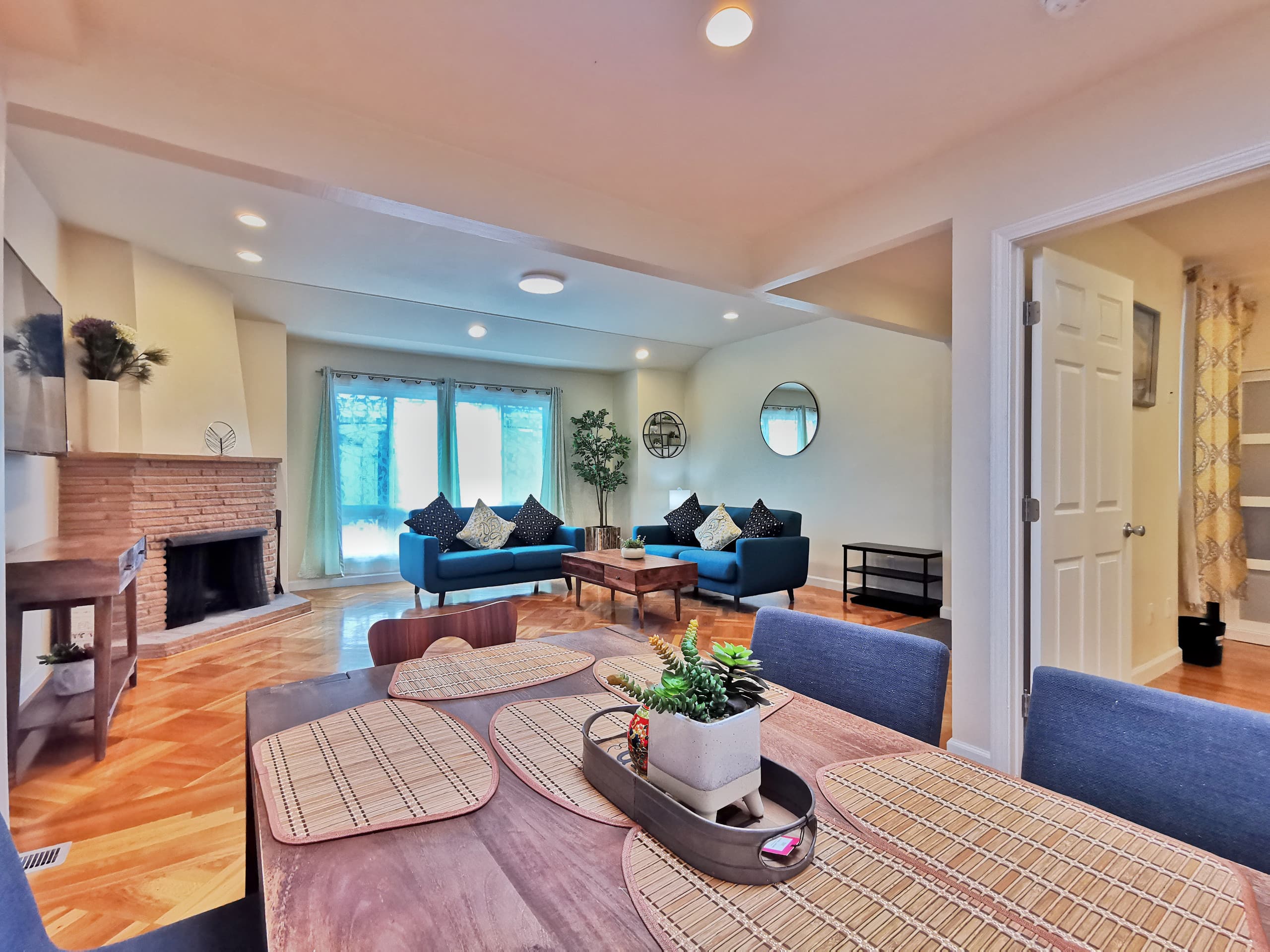 Townhouse in San Francisco · ★4.9 · 3 bedrooms · 3 beds · 3 baths - Image 10