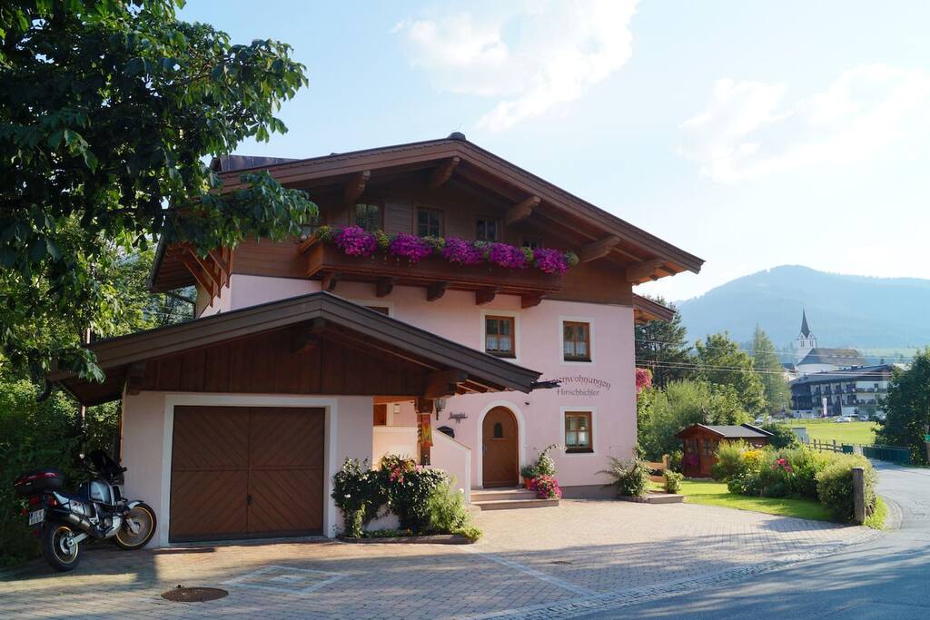 Die Ferienwohnung befindet sich in der 1. Etage