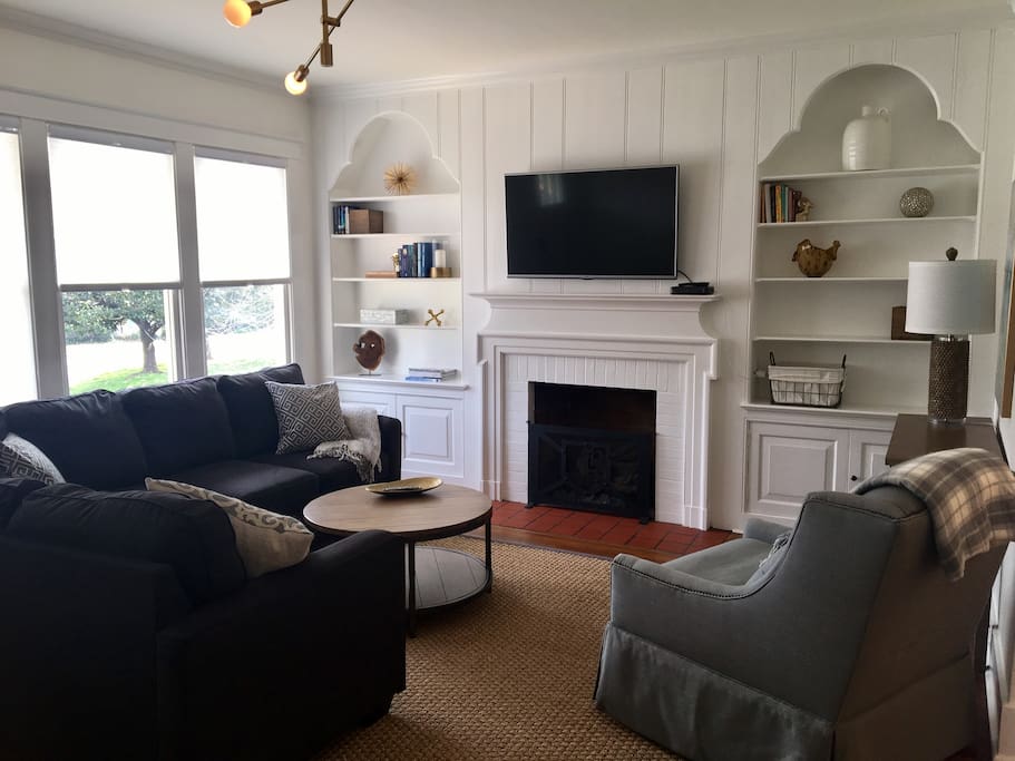 Living room with gas fireplace