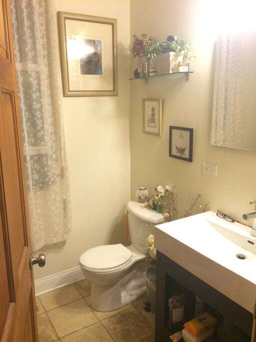 Bathroom (Shared)
