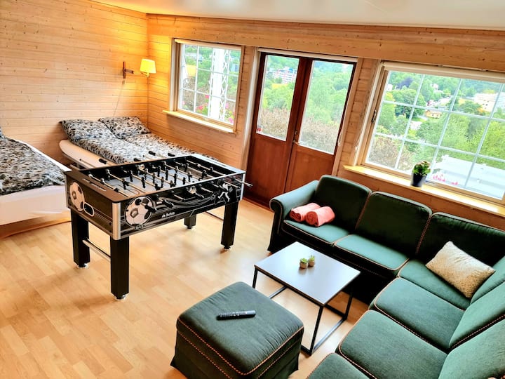 8 min from city center! Nice view. Free parking.