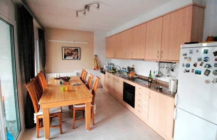 Villa & private swimming pool, 20 min from beach gallery image 5