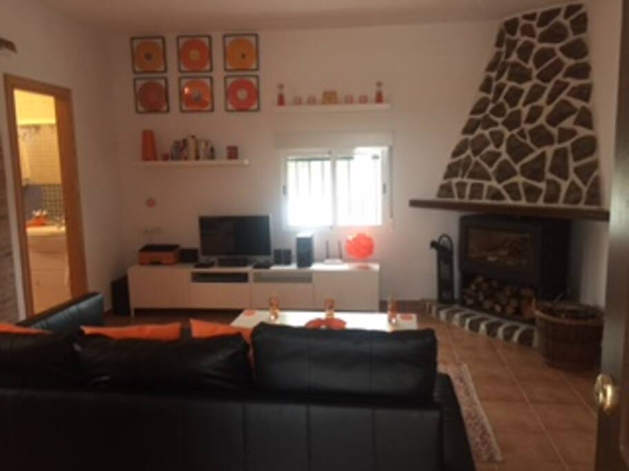 Lounge/Kitchen