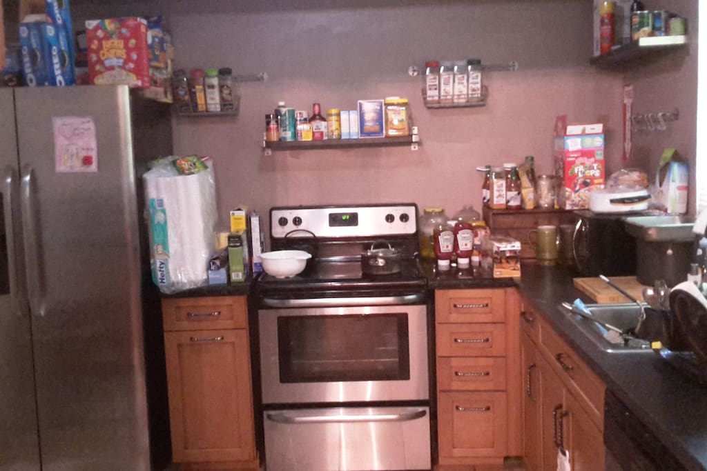 Fully Equiped Kitchen (Please be advised meals are not provided)