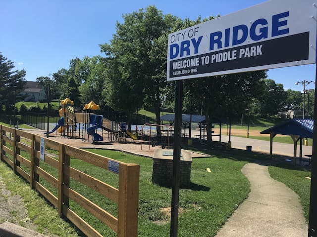 Airbnb Williamstown Vacation Rentals Places To Stay