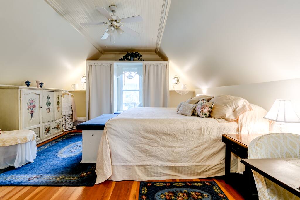 King Bed