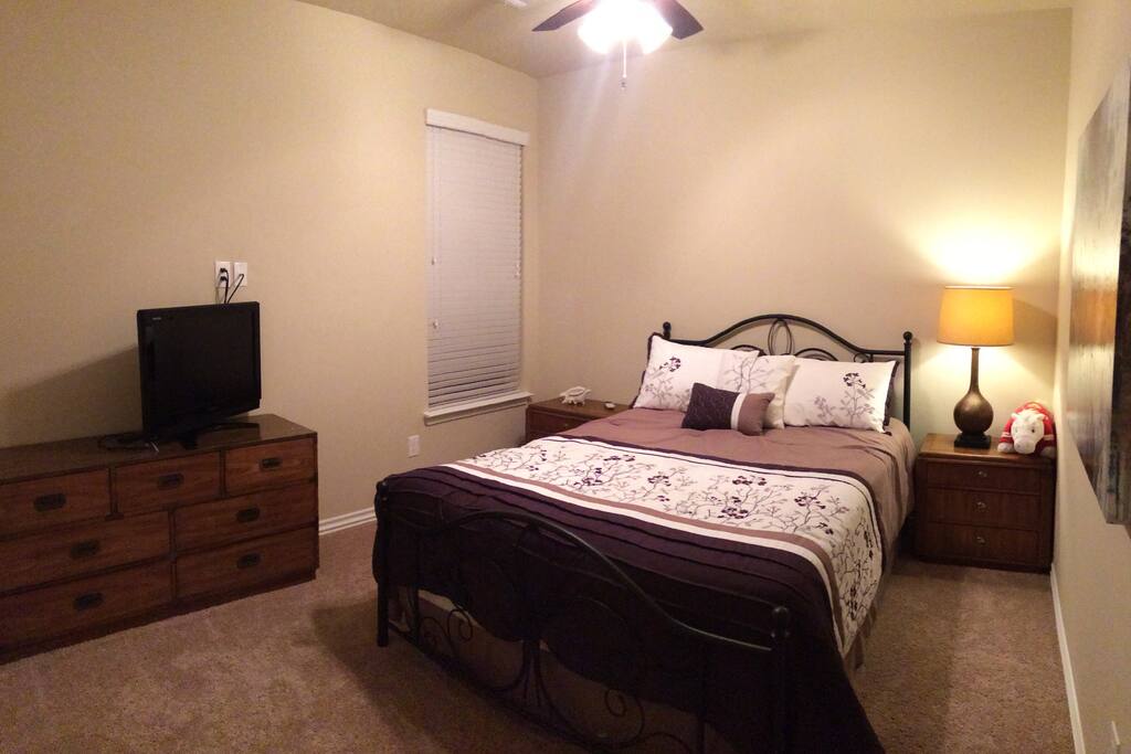 One of our two guest rooms available to our guests (additional fee if both rooms are to be used)