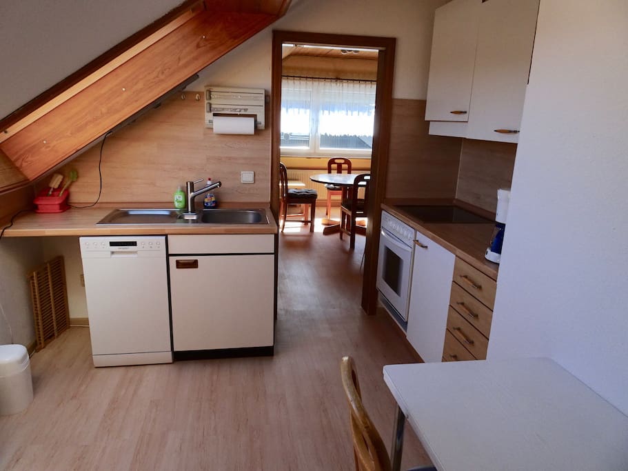 Küche, Blick auf das Wohnzimmer