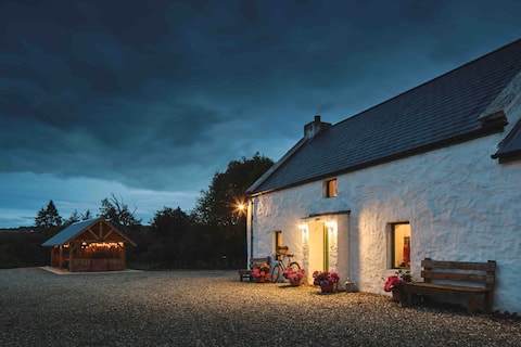 Top performing Airbnb: Maggie Deenys Irish Cottage in Benbradagh