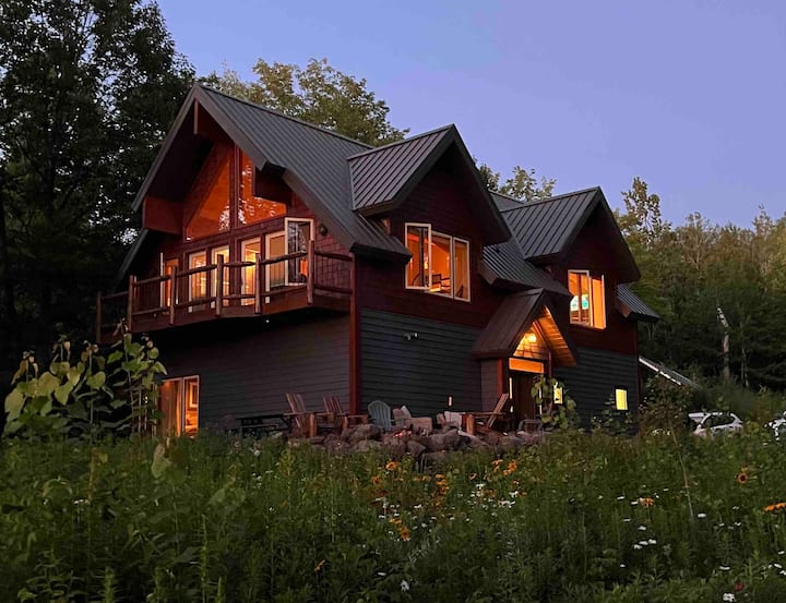 New Vacation Oasis! Near Cornucopia & Bayfield WI! Cabins for Rent in