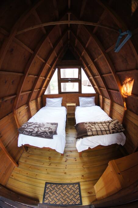 Twin Forest Cabin