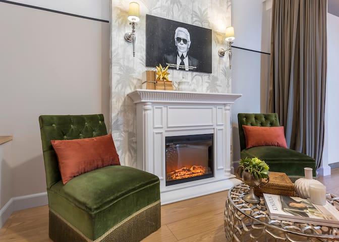 An awarded apartment for its luxury @ Athens heart gallery image 4