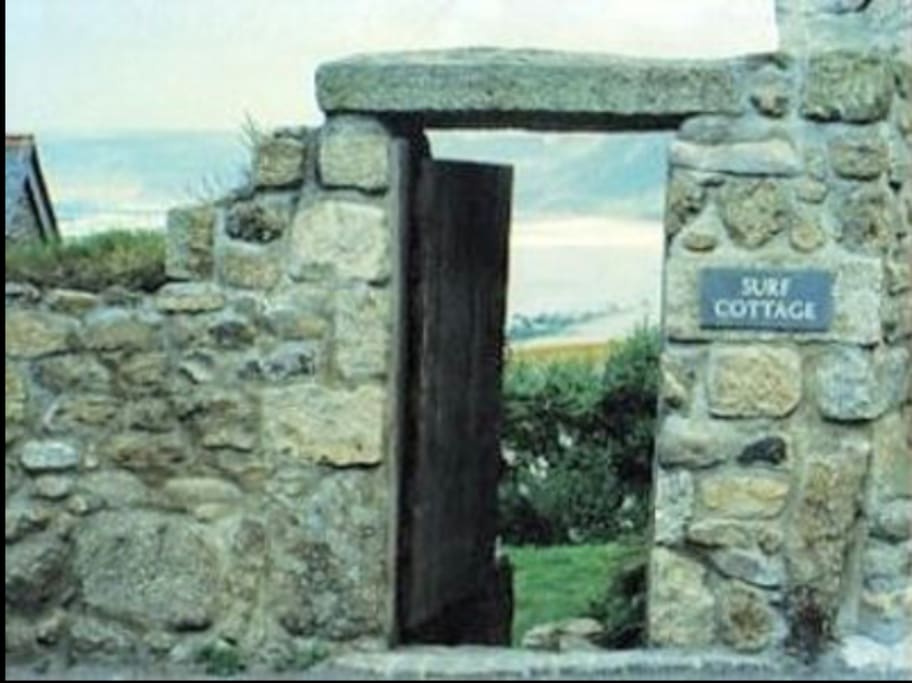 Entrance to Surf Cottage