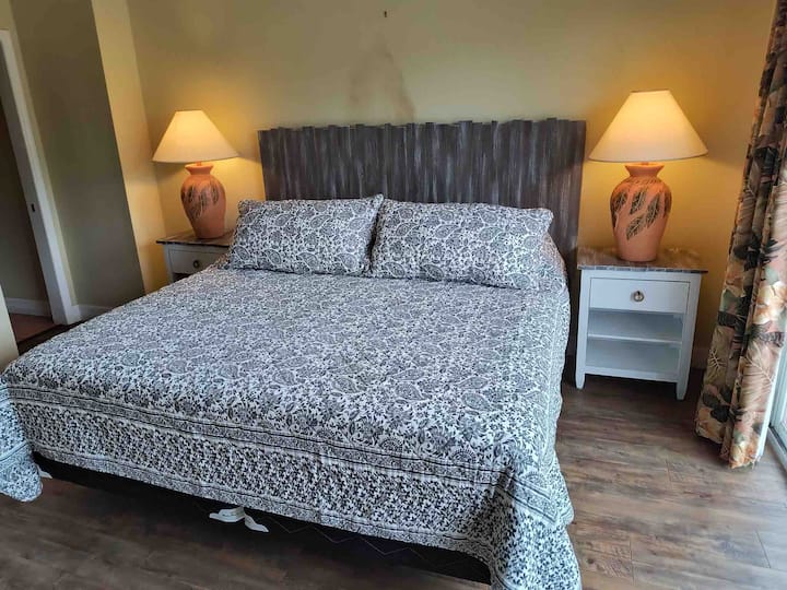 Საწოლი 152 × 203 სმ