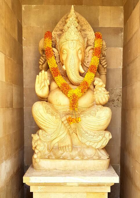 Ganesha Statue