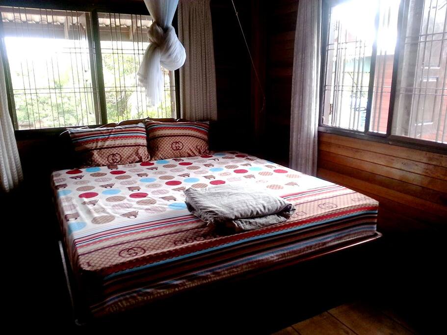 First floor room 2