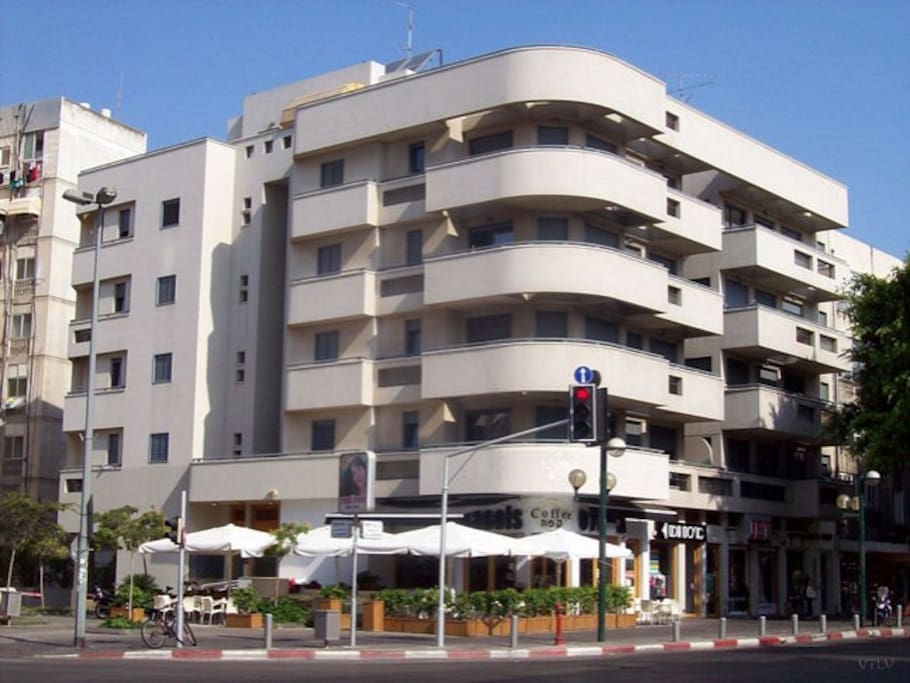 the best location in tlv