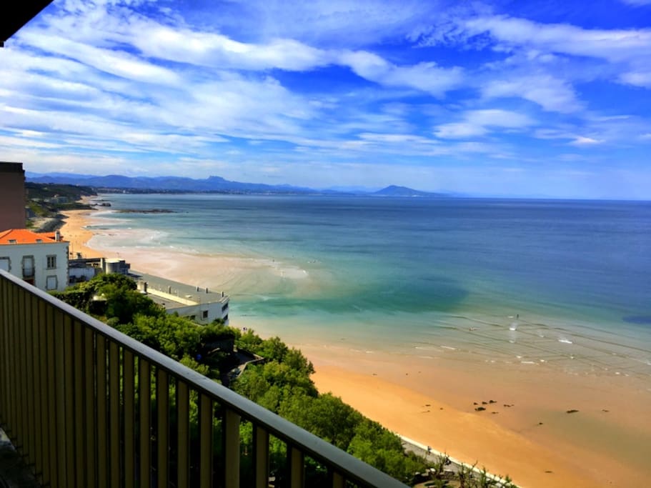 Vue depuis le grand balcon sur la Côte des Basques