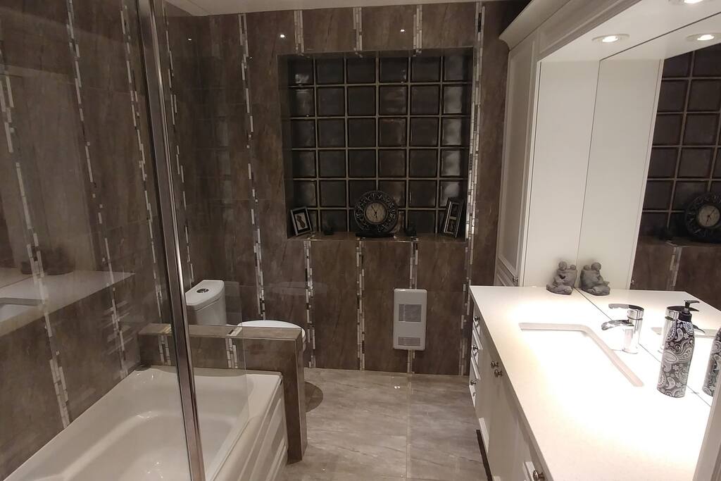 Salle de Bain avec douche