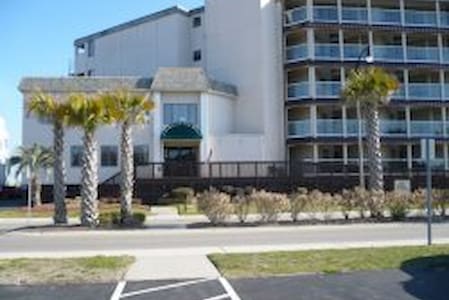 North Myrtle Beach Ocean Front Condo with a view
