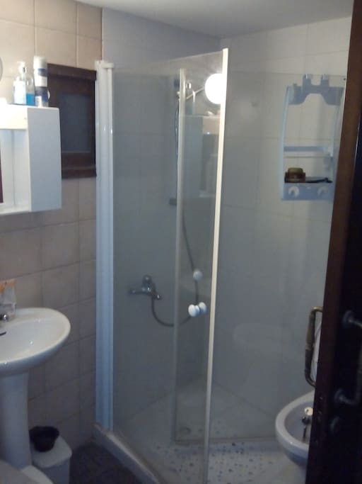 En suite Bathroom