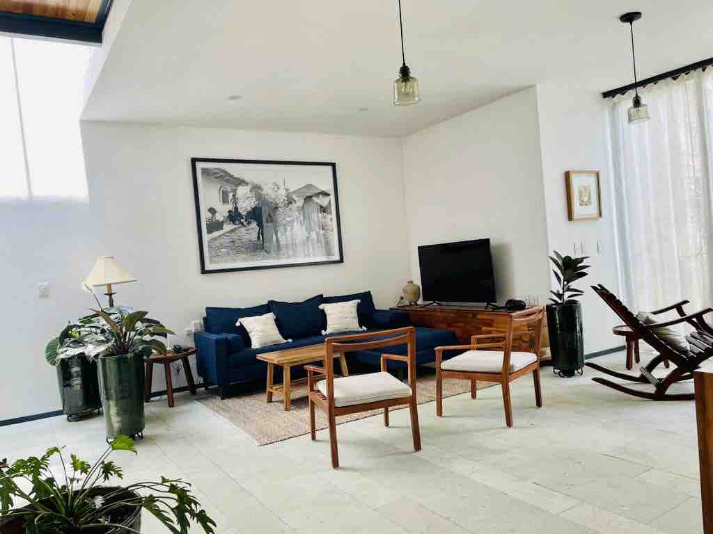 Popular Airbnb listing: Casa Hidalgo 1010 Oax with a Pool in Oaxaca De Juárez