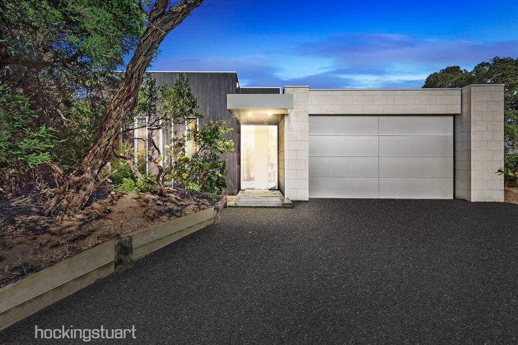 Front Entrance (Garage parking not included)