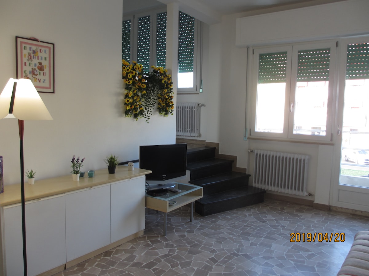 Annuncio Airbnb popolare: promenade view and sea view a Viareggio