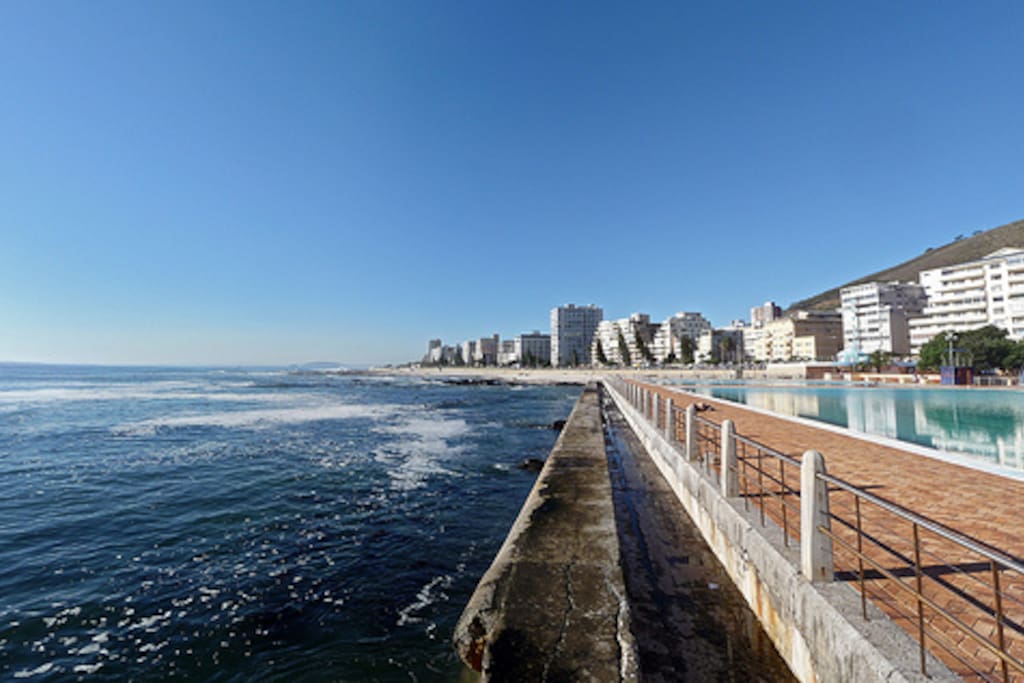 Sea point promenade - a few steps from the apartment