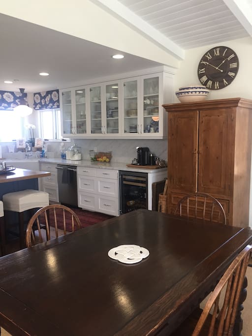 Dining area 1